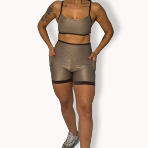 Conjunto Short Meia Coxa Bicolor com Top Amanda - Capuccino com Marrom - Tam M
