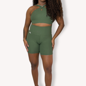 Conjunto Short Meia Coxa Bolso com Cropped 3 em 1 - Poliamida Mate - Verde Militar - Tam G