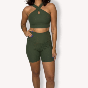 Conjunto Short Meia Coxa com Cropped 3 em 1 - Poliamida Aveludada Mate - Verde Militar Tam M